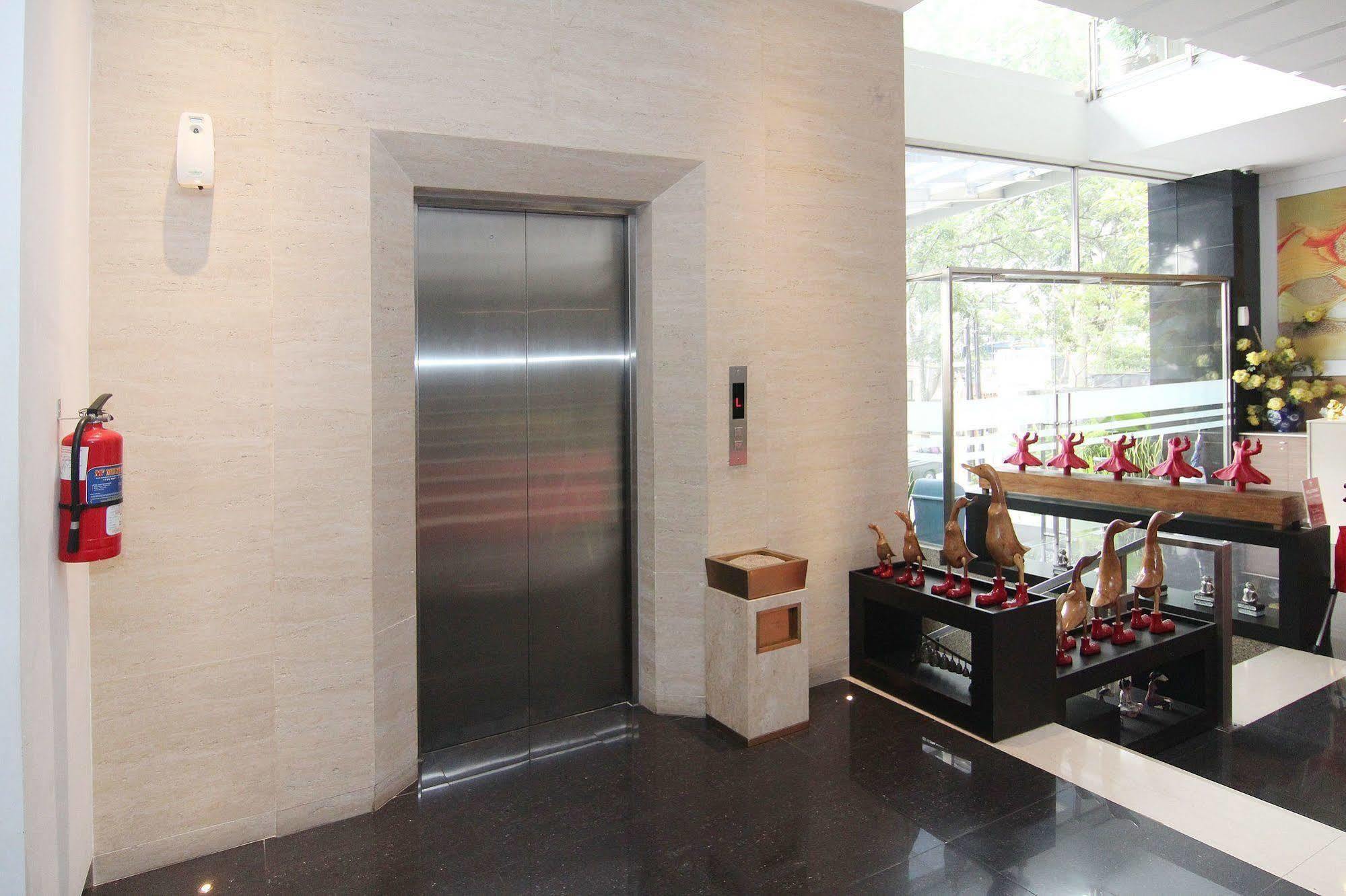 בנדונג Zen Premium Near Rumah Mode מראה חיצוני תמונה