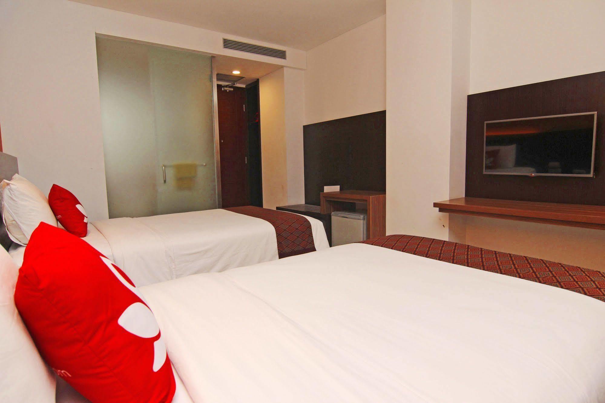 בנדונג Zen Premium Near Rumah Mode מראה חיצוני תמונה